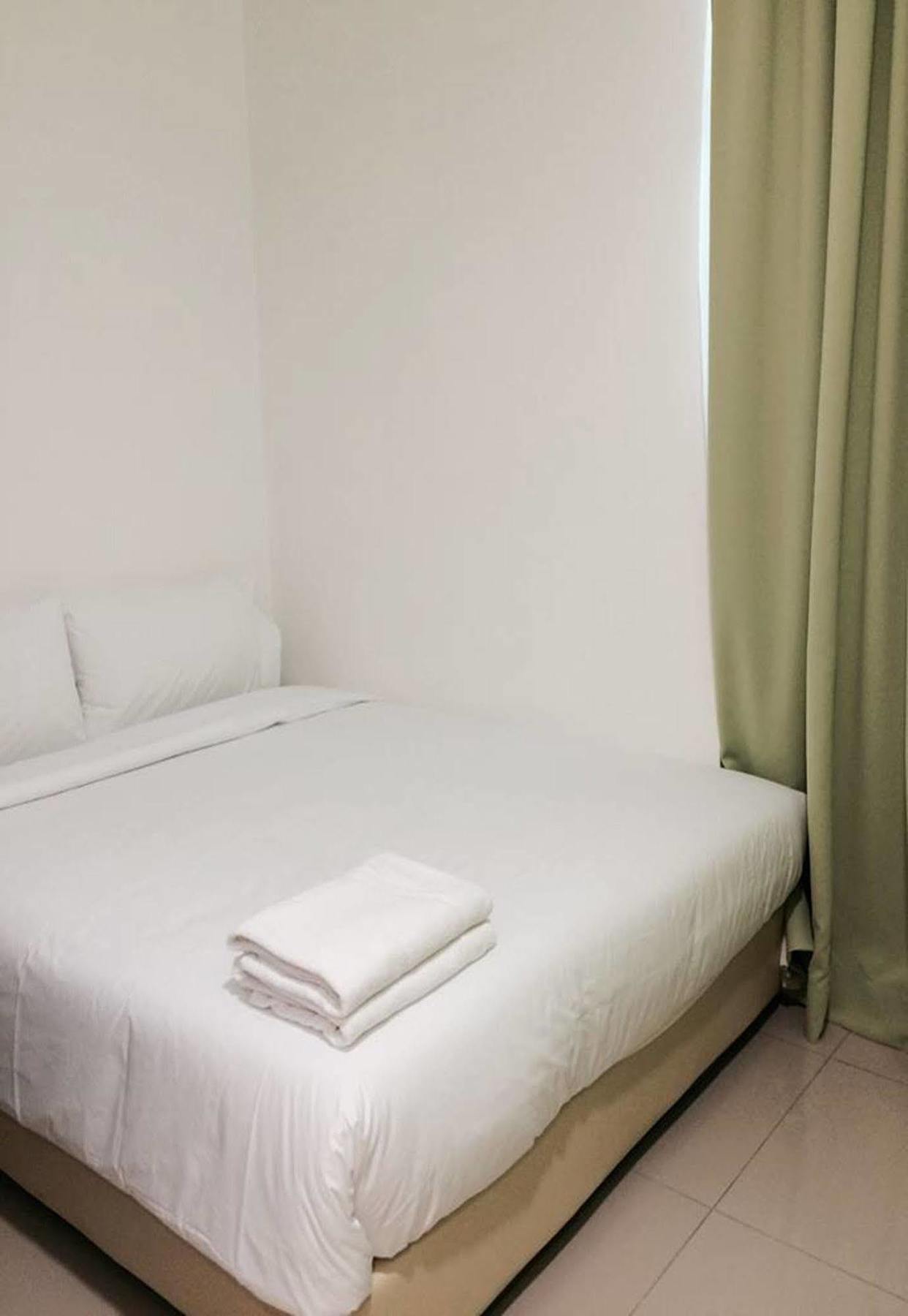 Yy48 Hotel 2 Mins Walk From Masjid Jamek Lrt Station Kuala Lumpur Esterno foto